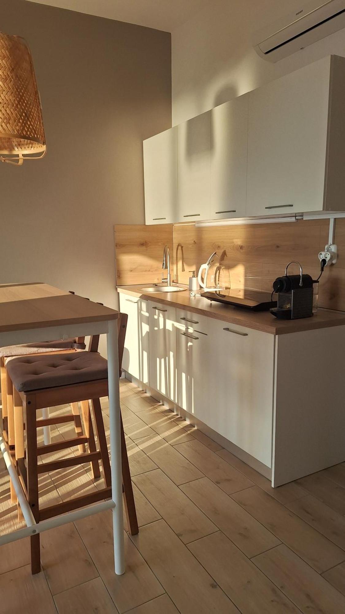 Ferienwohnung Mit 180° Meerblick Dobreć 外观 照片