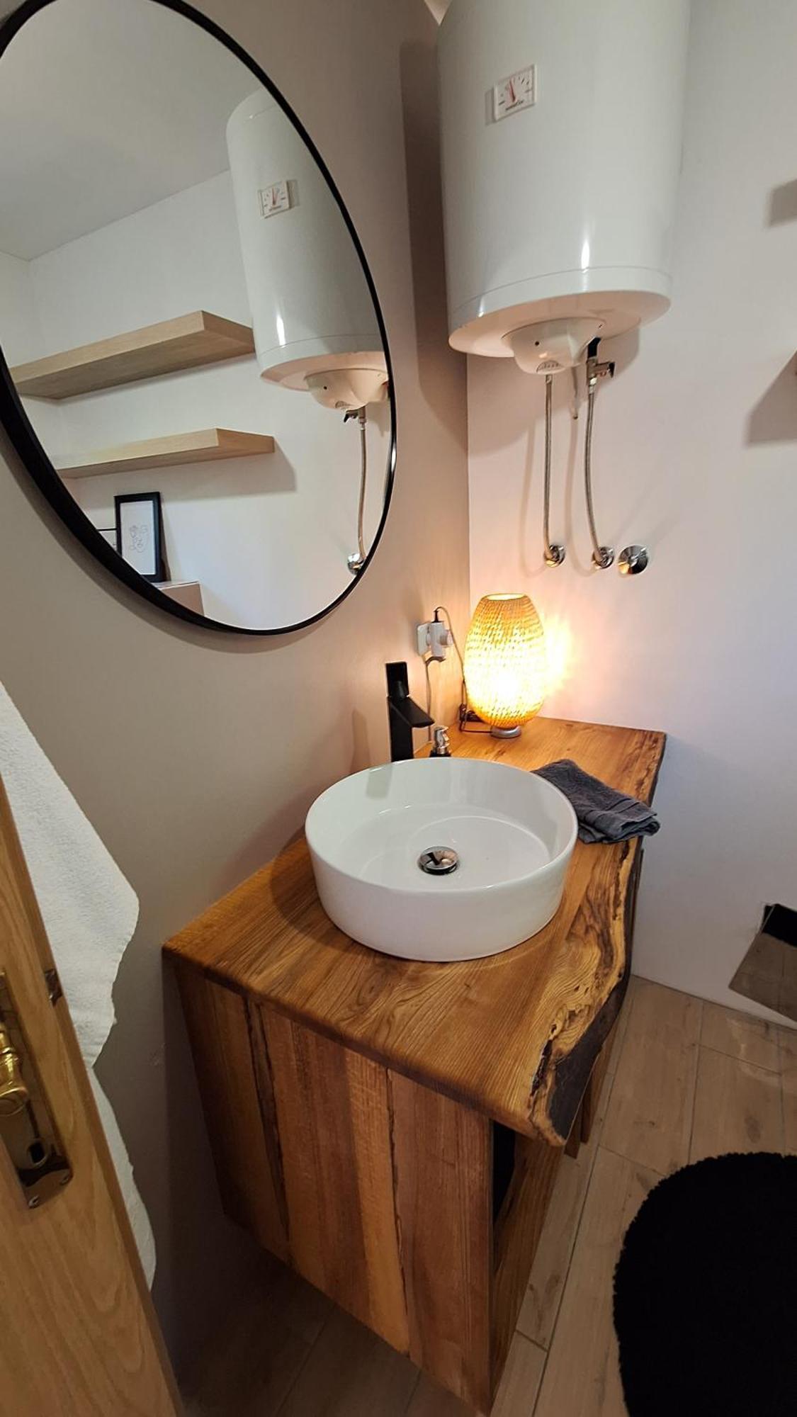 Ferienwohnung Mit 180° Meerblick Dobreć 外观 照片